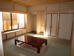 和室はテーブルにあわせて掘り炬燵にしました。